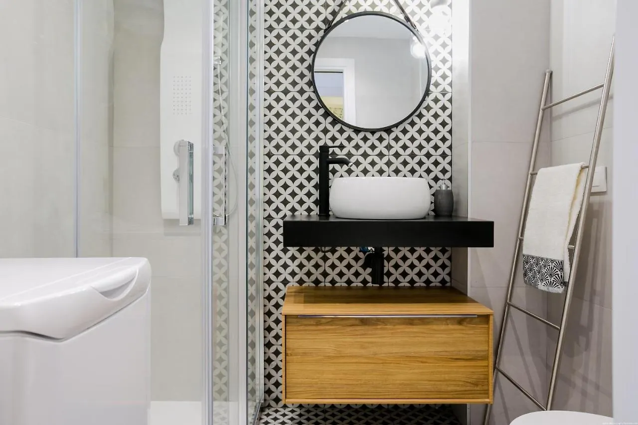 Stylish & Modern 2 Bedroom Apartment In Olympia Playa Las Americas Playa de las Americas  Playa de las Americas (Tenerife)